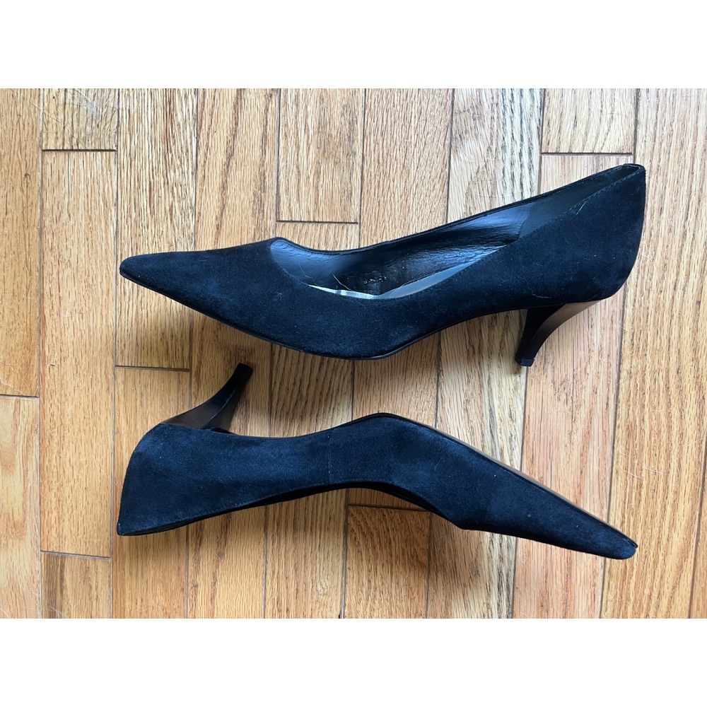 Bandolino Boberry Black Suede Pointed Toe Kitten Heel Pumps 10M Officecore Chic - Picture 3 of 6